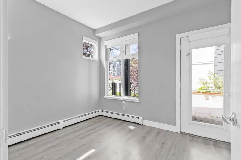 515 4 Avenue NE Calgary AB T2E 0J9