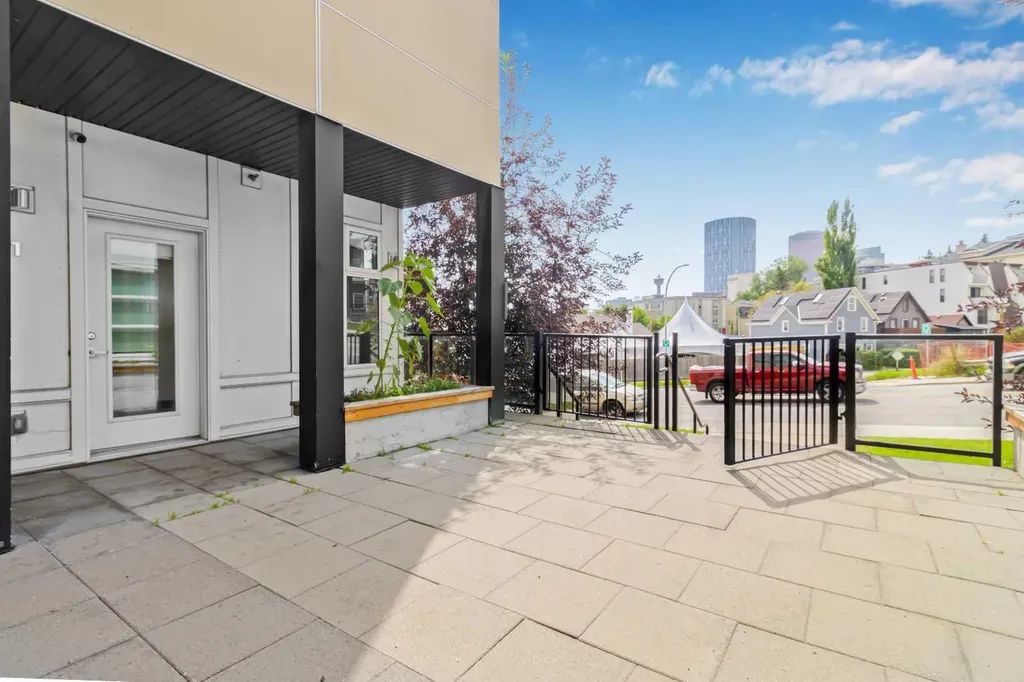 515 4 Avenue NE Calgary AB T2E 0J9