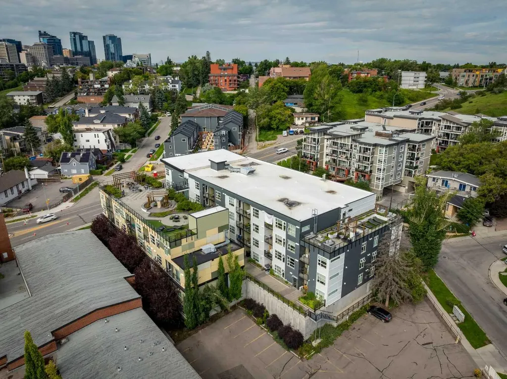 515 4 Avenue NE Calgary AB T2E 0J9