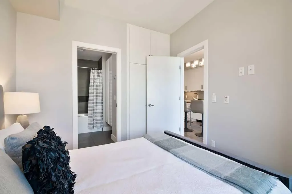 515 4 Avenue NE Calgary AB T2E 0J9