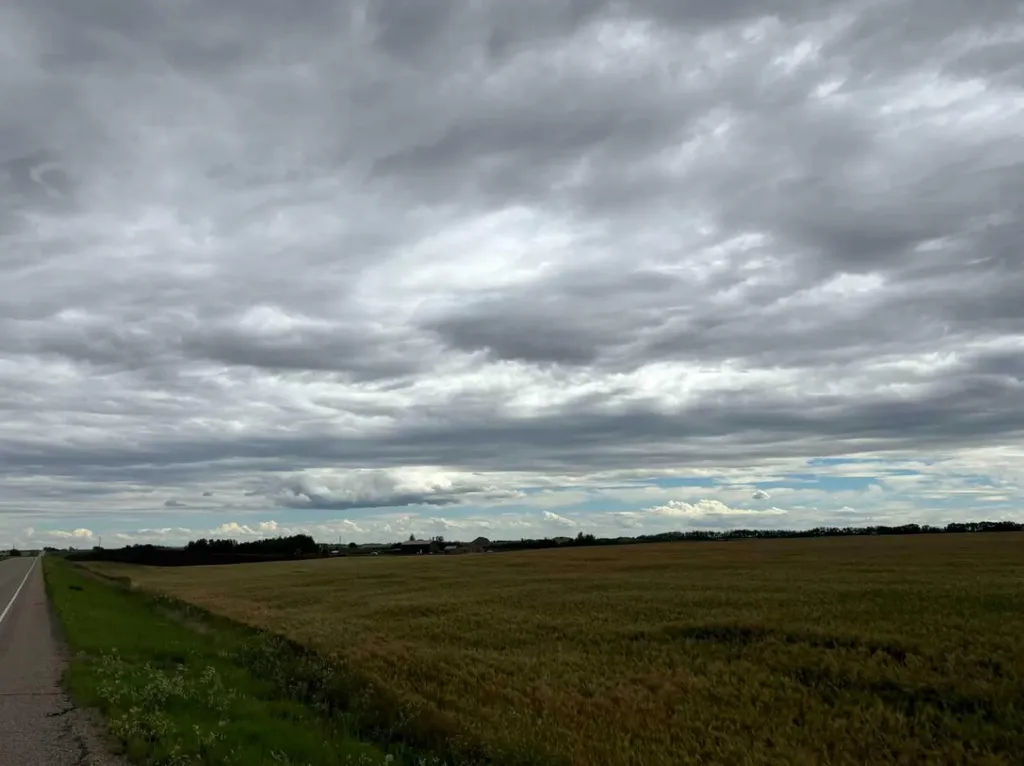 NE 15 31 27 W4 Rural Mountain View County AB T0M1X0