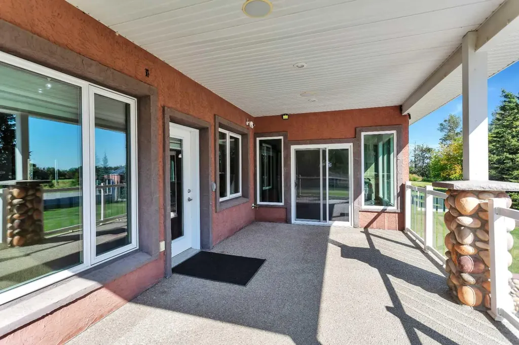 38551 Range Road 21 Rural Red Deer County AB T4E 2M7