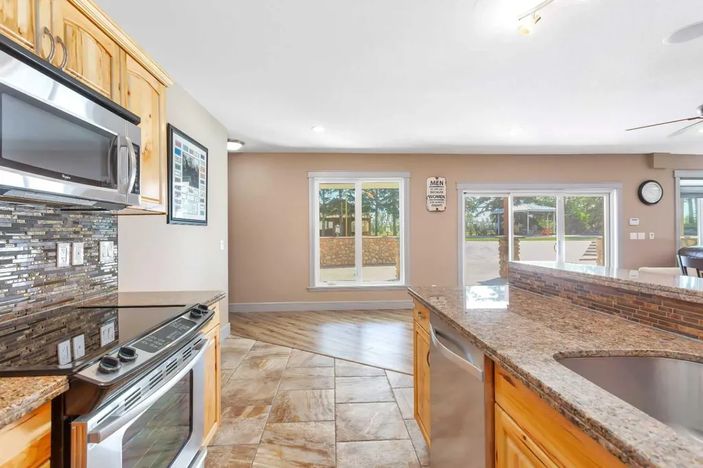 38551 Range Road 21 Rural Red Deer County AB T4E 2M7