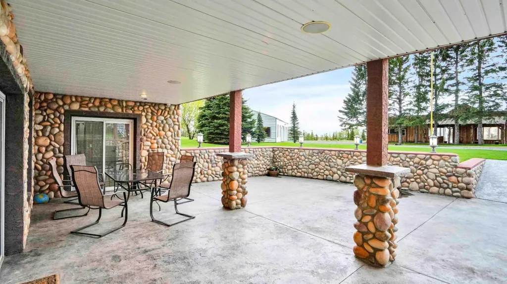 38551 Range Road 21 Rural Red Deer County AB T4E 2M7