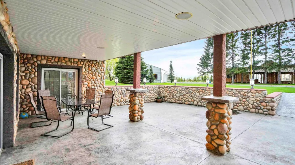 38551 Range Road 21 Rural Red Deer County AB T4E 2M7
