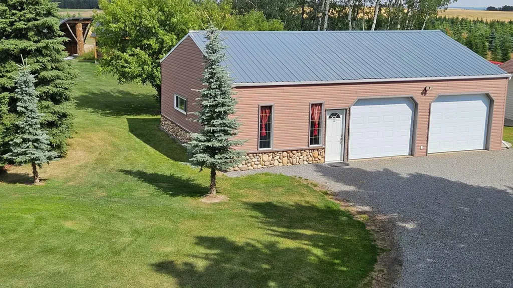 38551 Range Road 21 Rural Red Deer County AB T4E 2M7