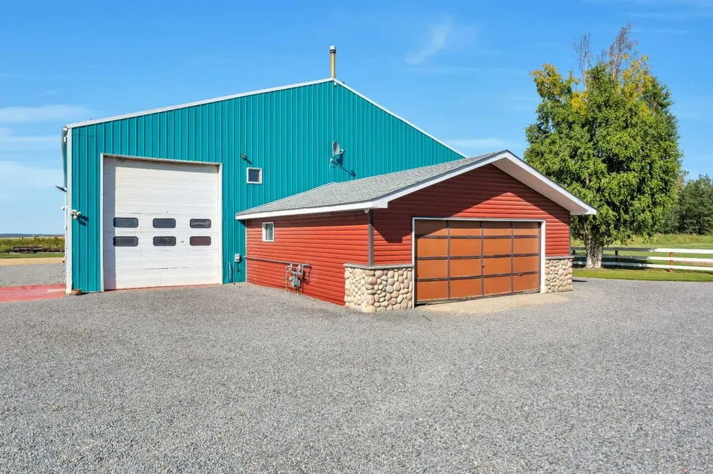 38551 Range Road 21 Rural Red Deer County AB T4E 2M7