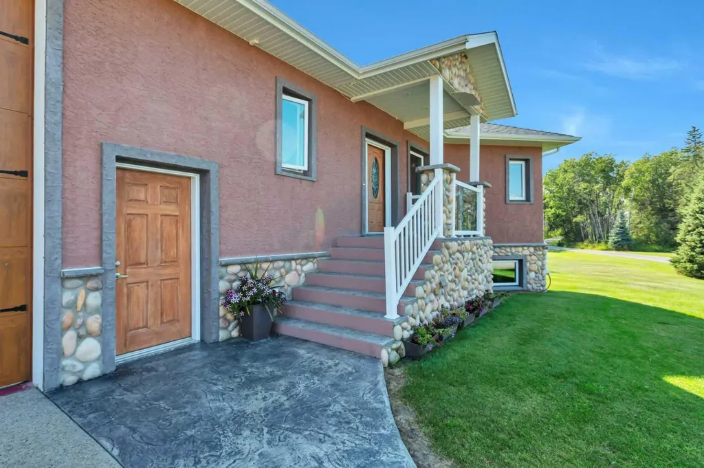 38551 Range Road 21 Rural Red Deer County AB T4E 2M7