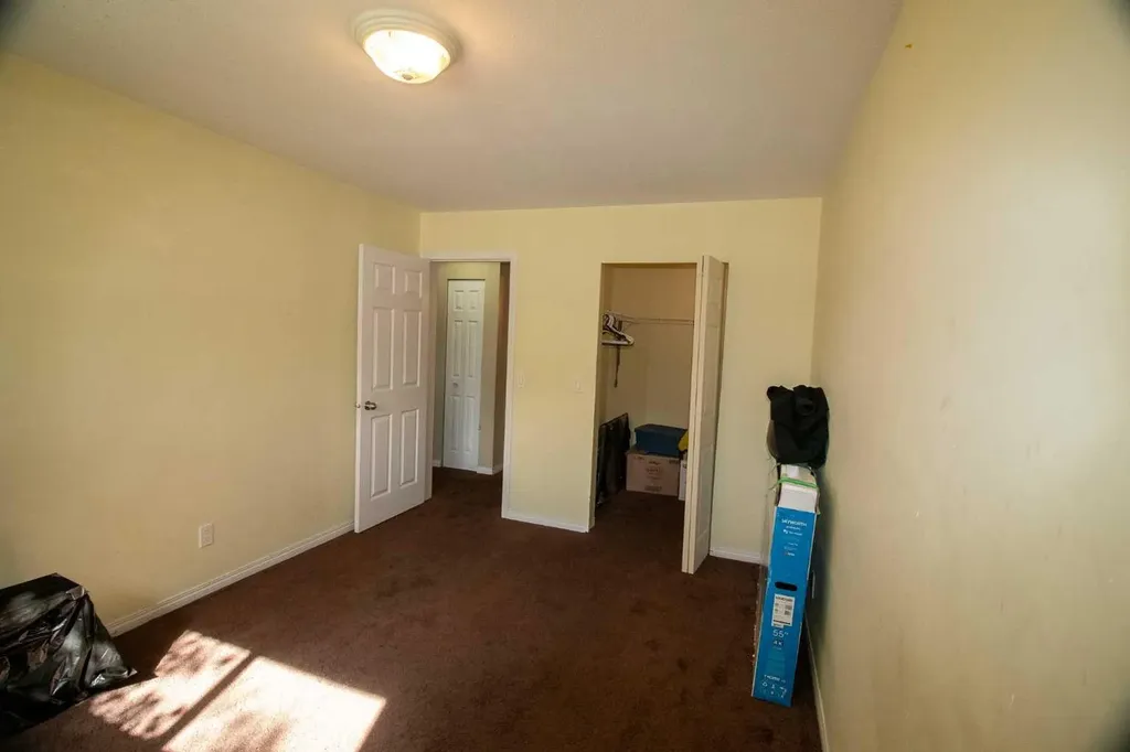 604 19 Street SE High River AB T1V 1V2
