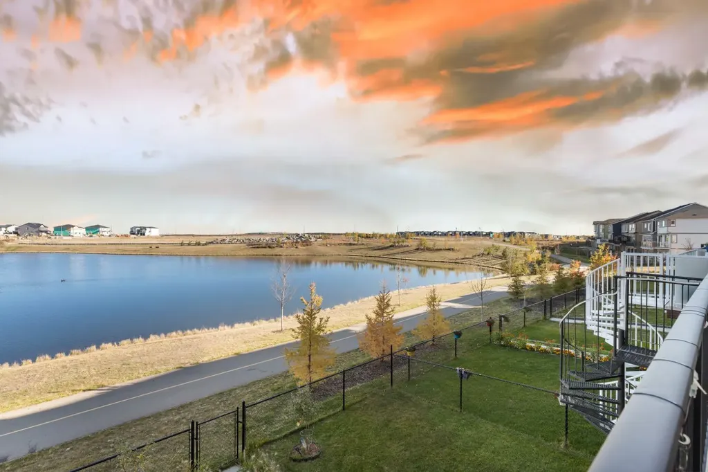 32 Cornerbrook Common NE Calgary AB T3N1M2
