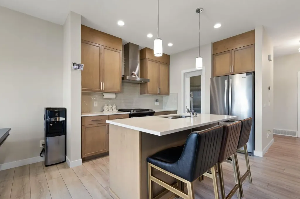 32 Cornerbrook Common NE Calgary AB T3N1M2