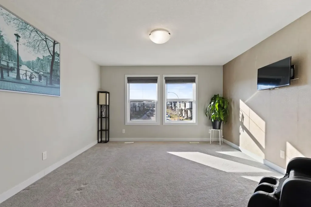 32 Cornerbrook Common NE Calgary AB T3N1M2
