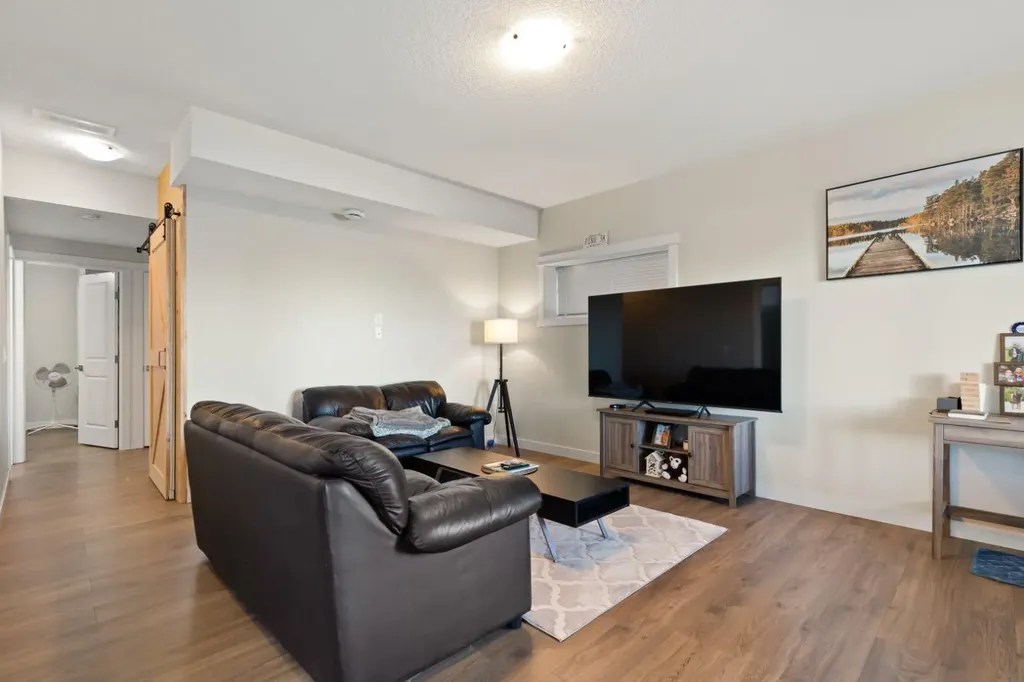 32 Cornerbrook Common NE Calgary AB T3N1M2