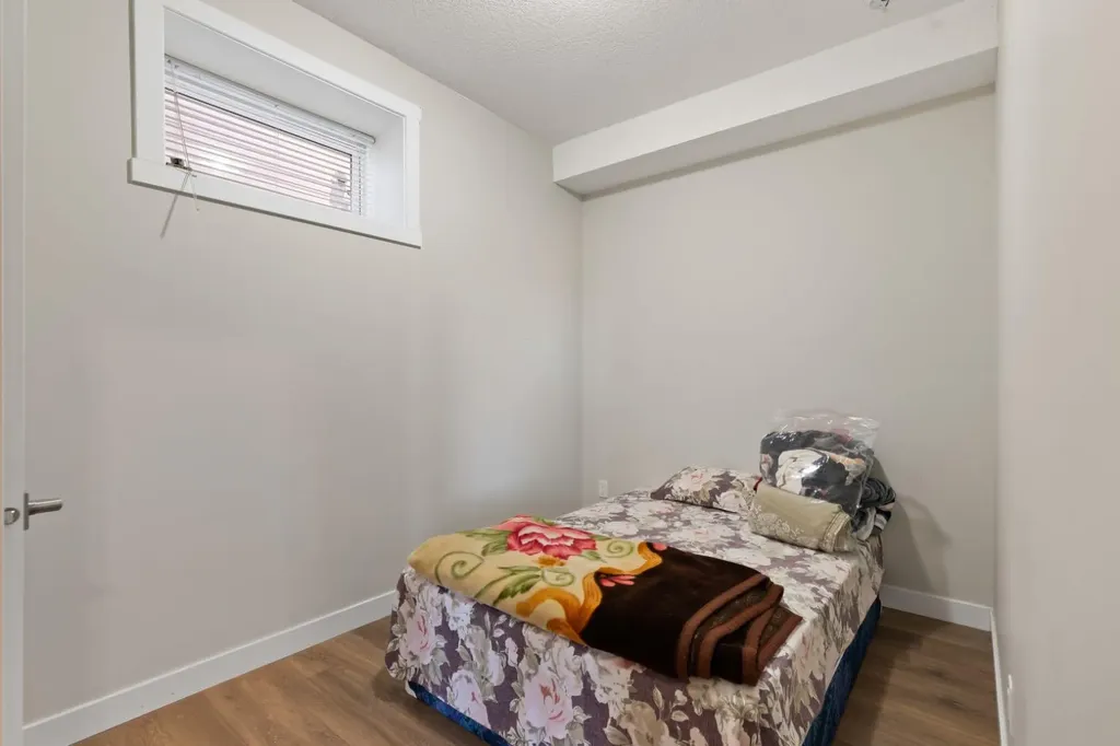 32 Cornerbrook Common NE Calgary AB T3N1M2