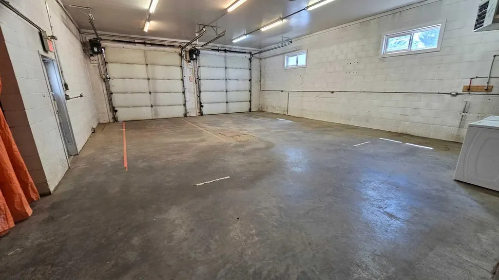 5310 50 Avenue Castor AB T0C0X0