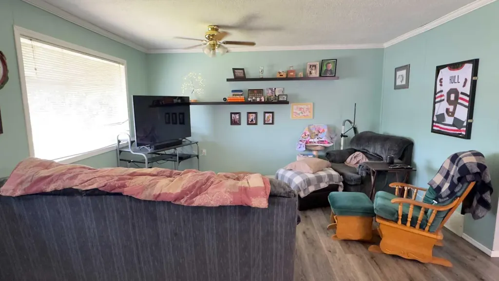 39 Rydberg Street Hughenden AB T0B 2E0
