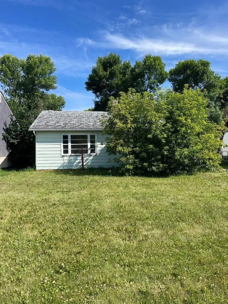 4829 56th Avenue High Prairie AB T0G 1E0