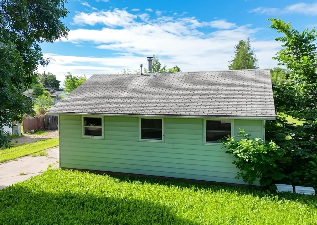 4829 56th Avenue High Prairie AB T0G 1E0