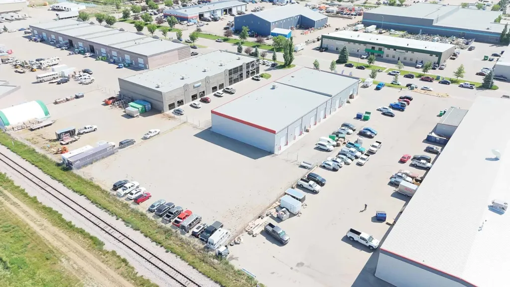 526 39 Street Lethbridge AB T1H 6Y2