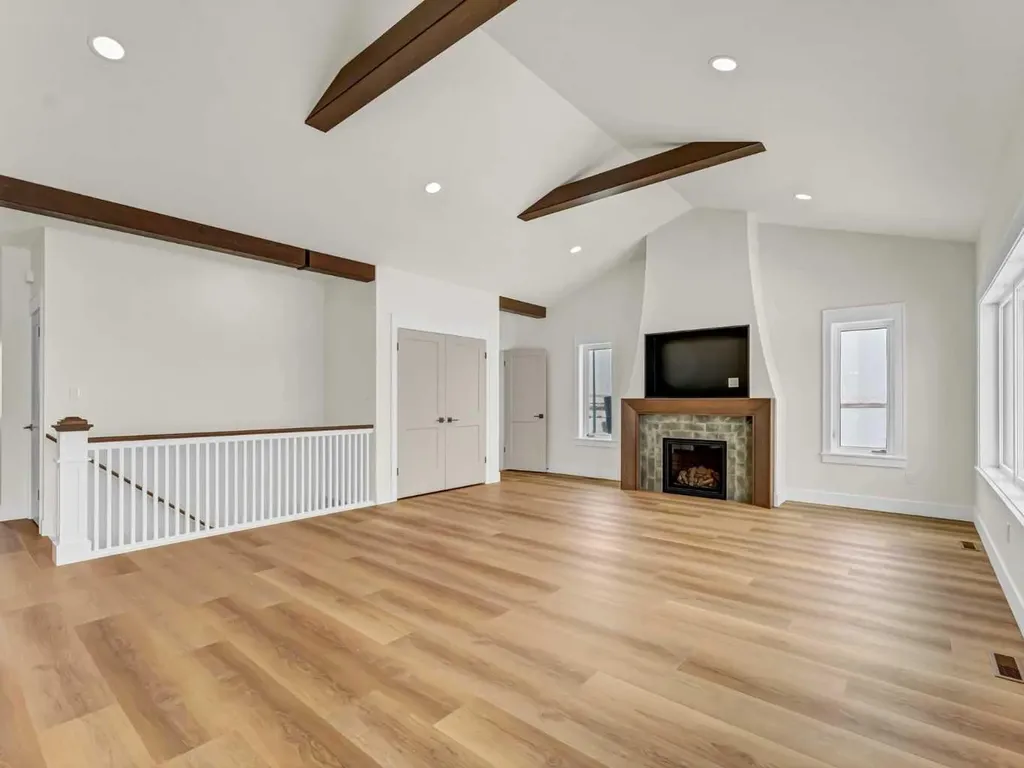 25 Blue Heron Bay Lake Newell Resort AB T1R 0X5