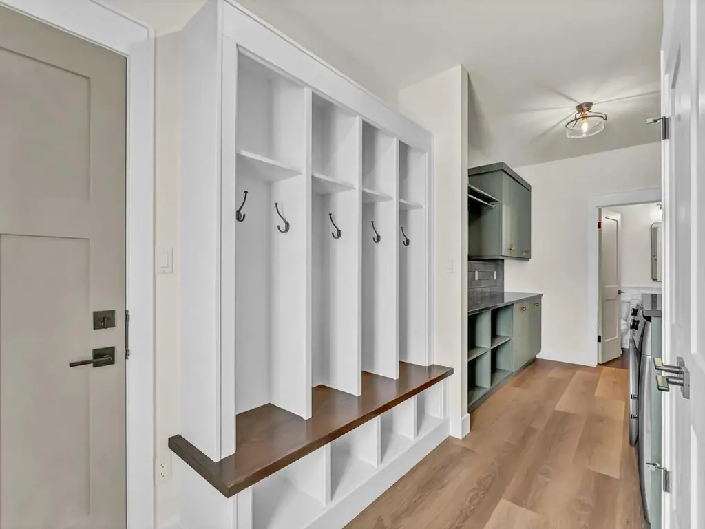 25 Blue Heron Bay Lake Newell Resort AB T1R 0X5