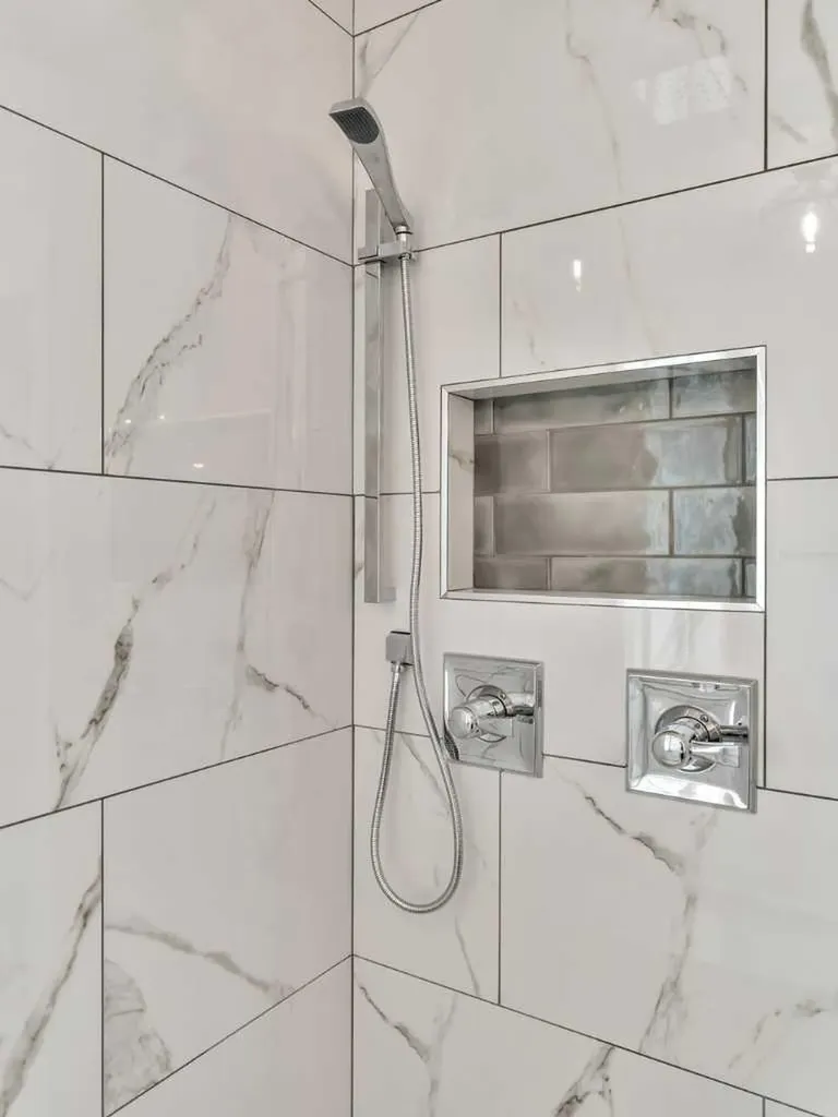 25 Blue Heron Bay Lake Newell Resort AB T1R 0X5