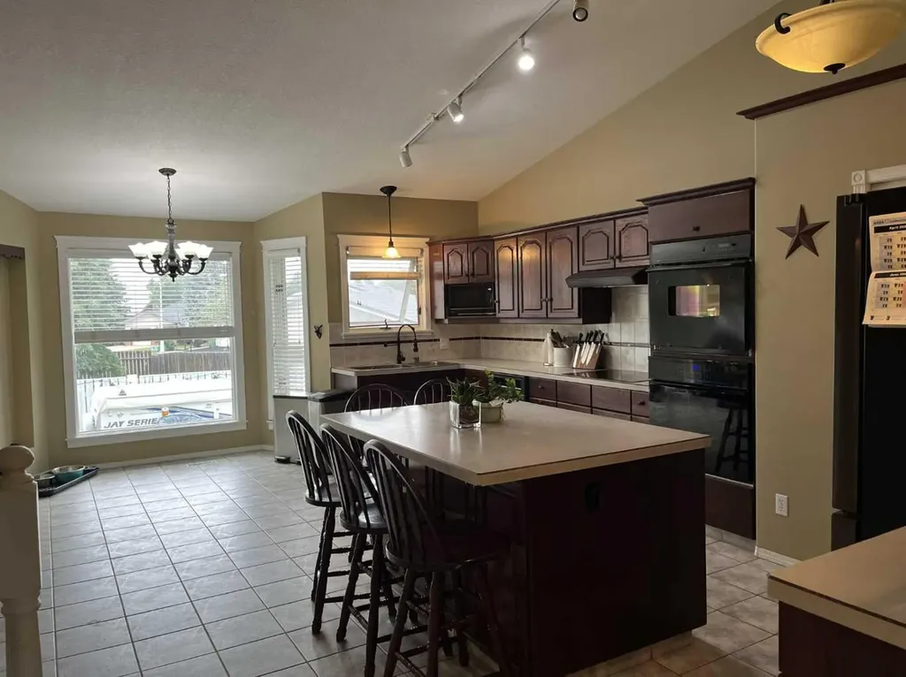 3930 Harmony Place Taber AB T1G 1A2