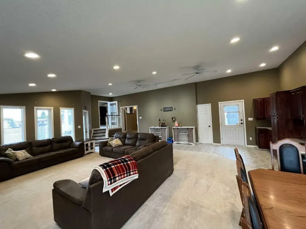 3930 Harmony Place Taber AB T1G 1A2