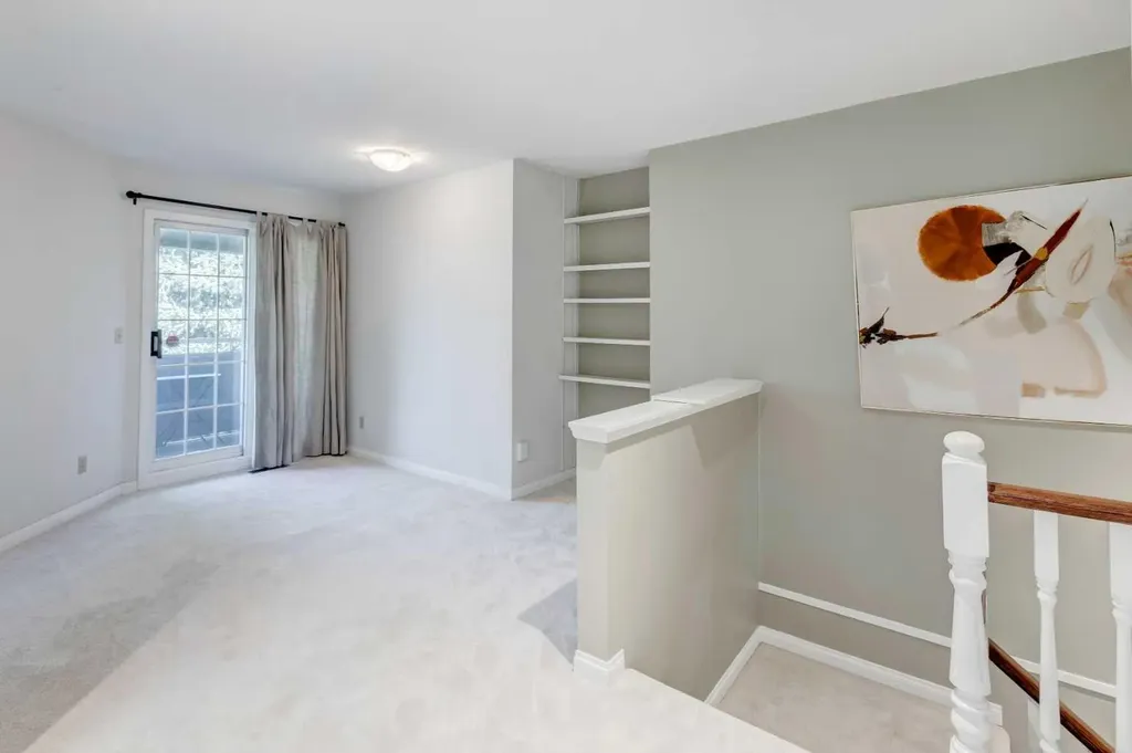 4037 42 Street NW Calgary AB T3A 2M9