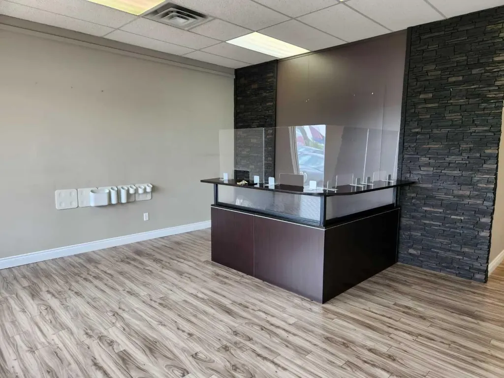 4402 52 Avenue Lloydminster AB T9V 0Y9