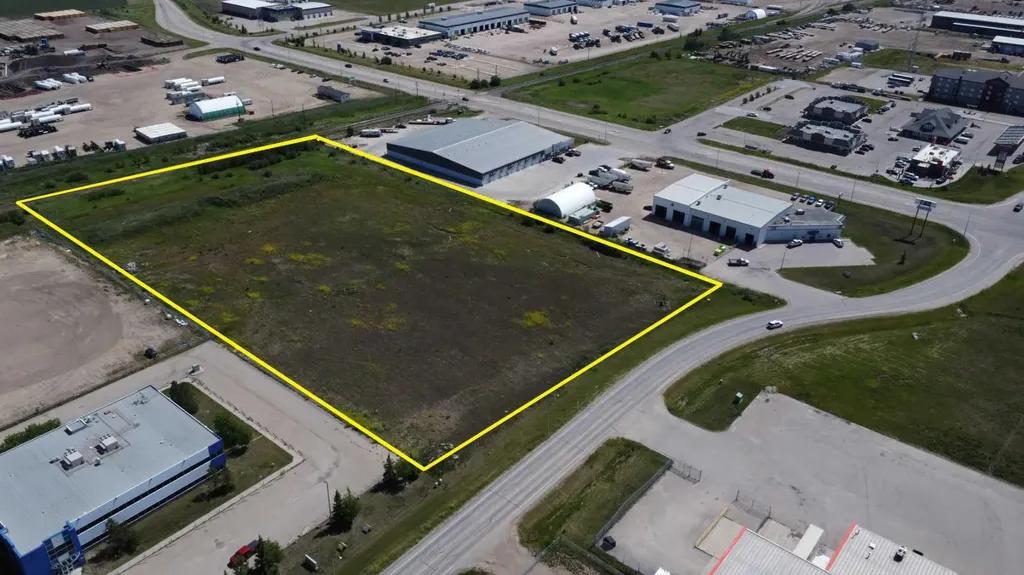 8501 99 Street Clairmont AB T8X 5A8
