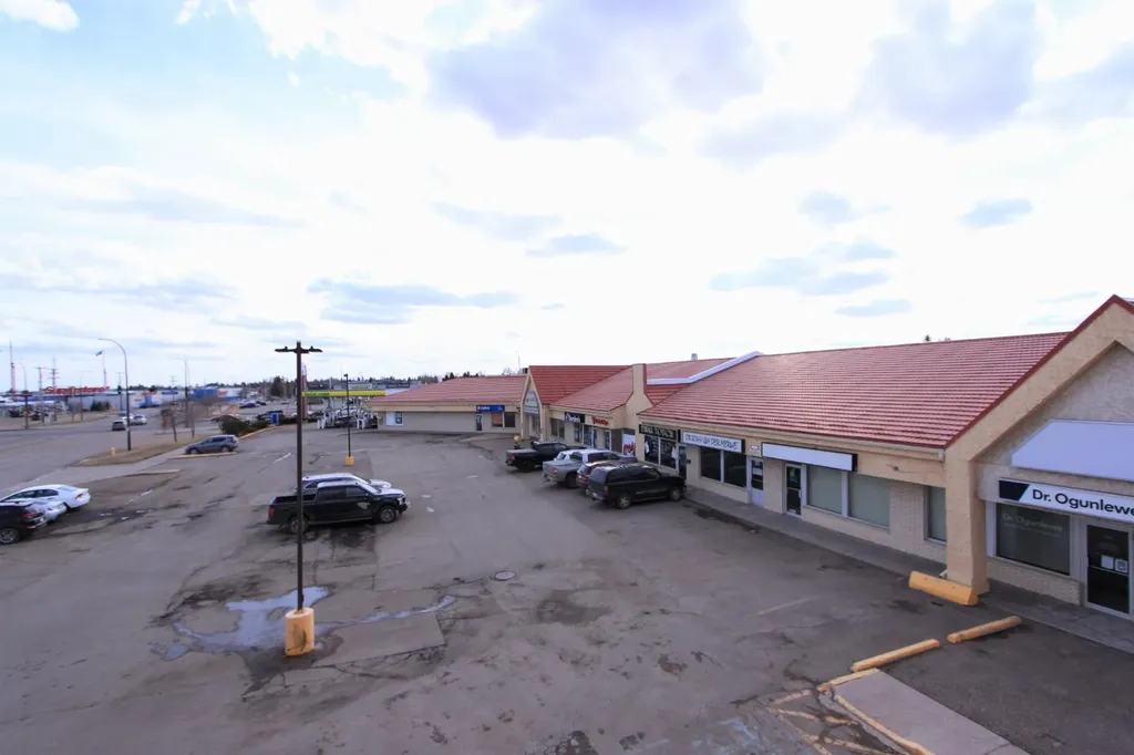 4410 52 Avenue Lloydminster AB T9V 1T4