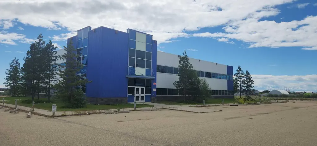 8601 99 Street Clairmont AB T8X 5A8