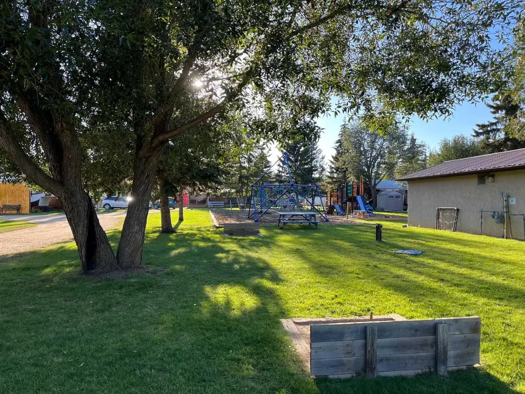 12044 Township Road 422 Rural Ponoka County AB T0C 2J0