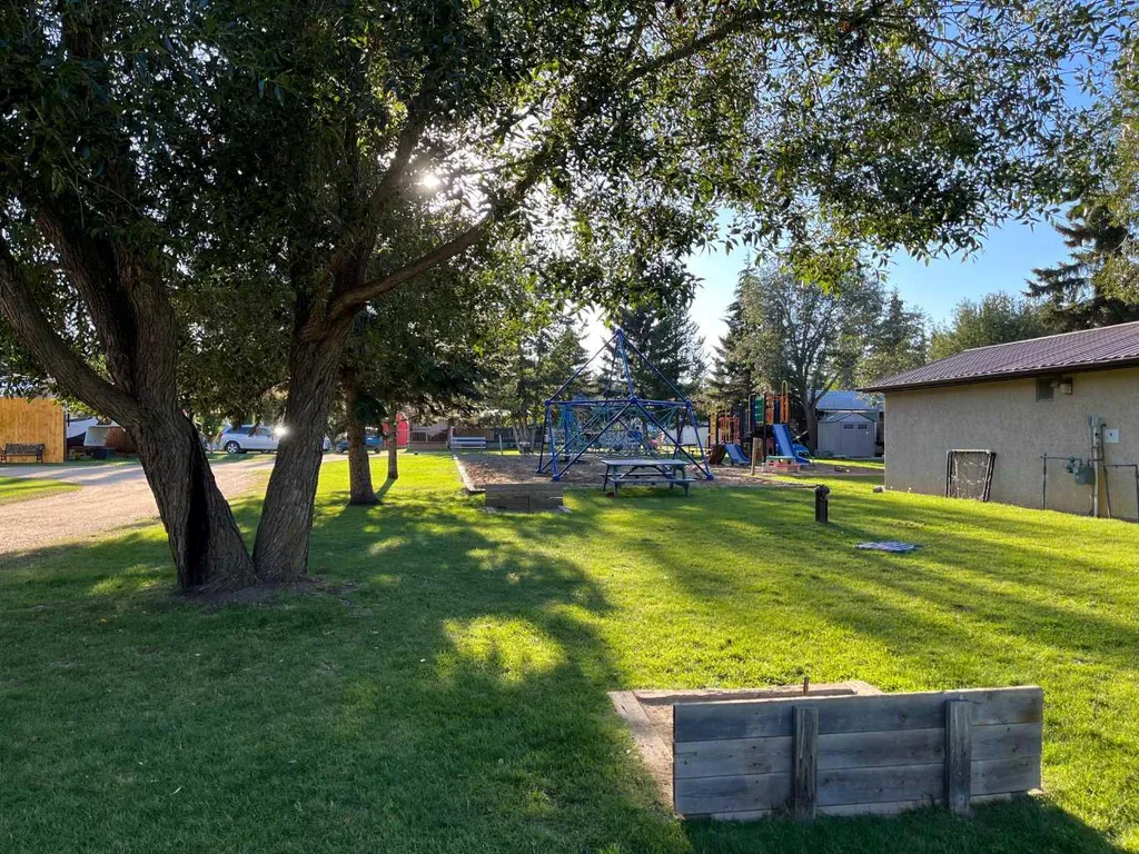 12044 Township Road 422 Rural Ponoka County AB T0C 2J0