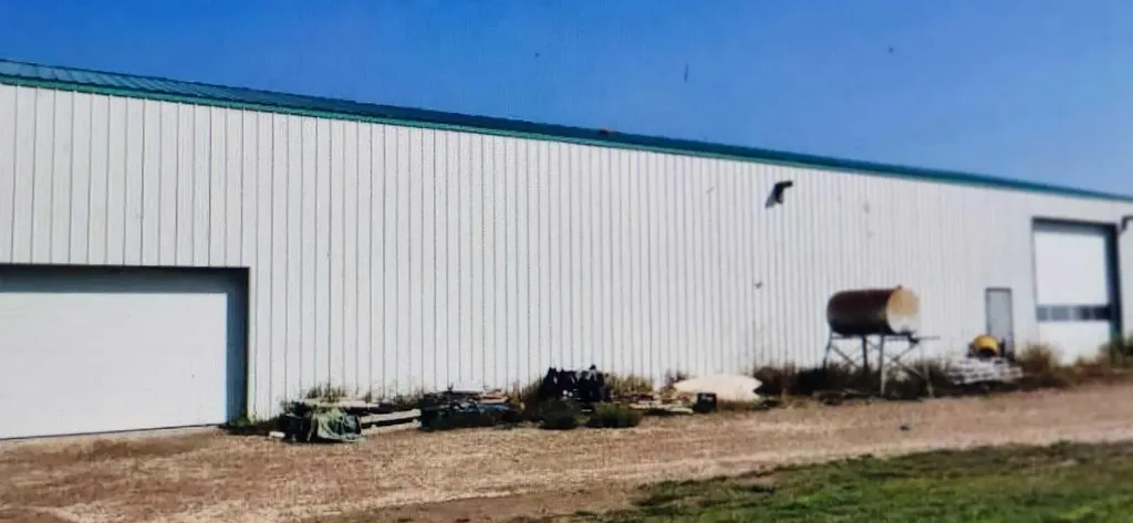 273250 Township Road 250 Road E Rural Rocky View County AB T1Z 0Y5