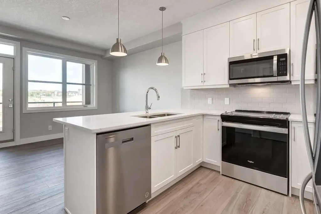 63 Arbour Lake Court NW Calgary AB X0X 0X0