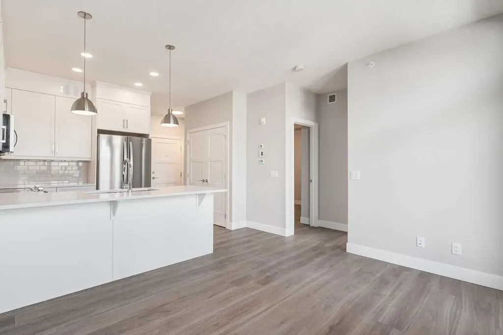 63 Arbour Lake Court NW Calgary AB X0X 0X0