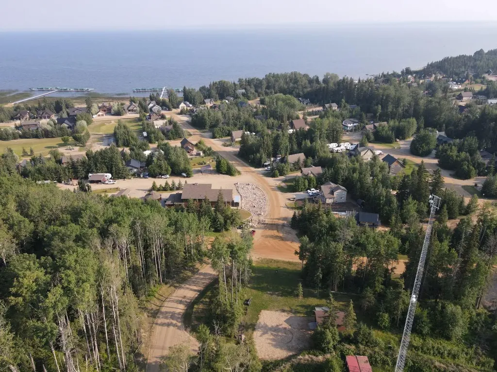 152 Boreal Road Rural Big Lakes County AB T0G 1C0