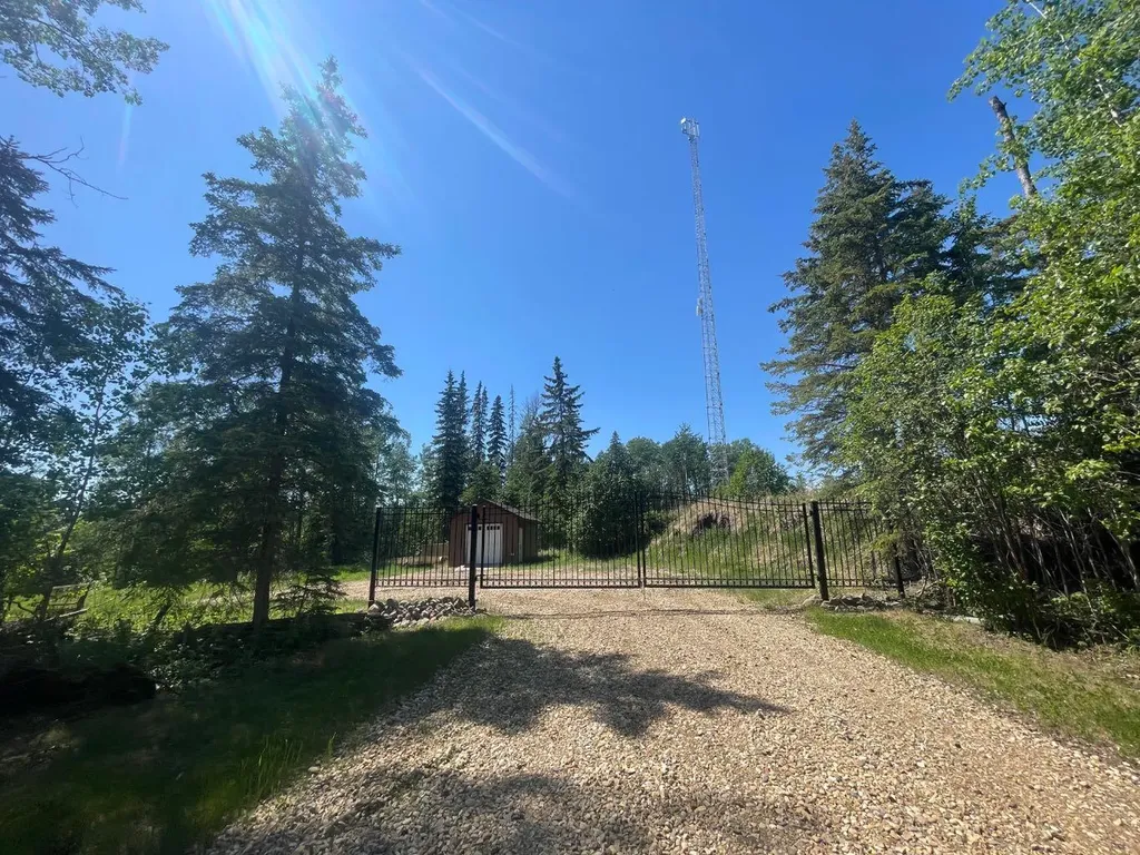 152 Boreal Road Rural Big Lakes County AB T0G 1C0