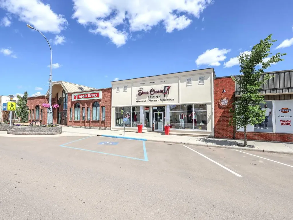 4817 50 Street Stettler AB T0C 2L0