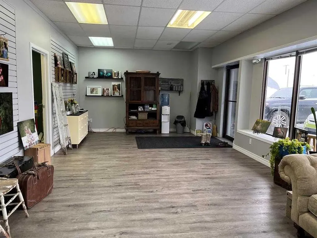 114 1 Avenue Maidstone SK S0M1M0