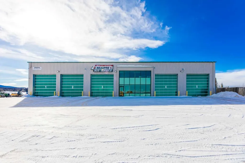 156 Steele Crescent Hinton AB T7V 2G5