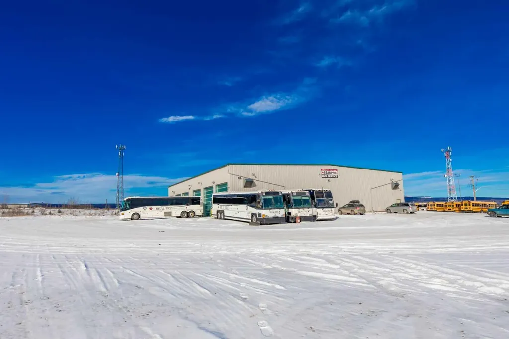 156 Steele Crescent Hinton AB T7V 2G5