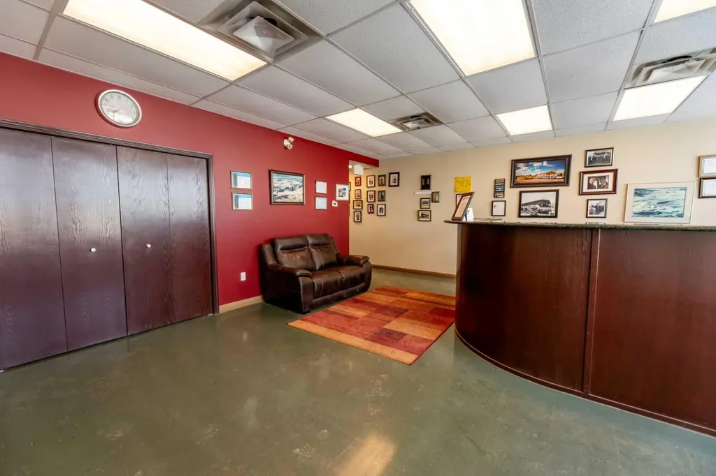 156 Steele Crescent Hinton AB T7V 2G5