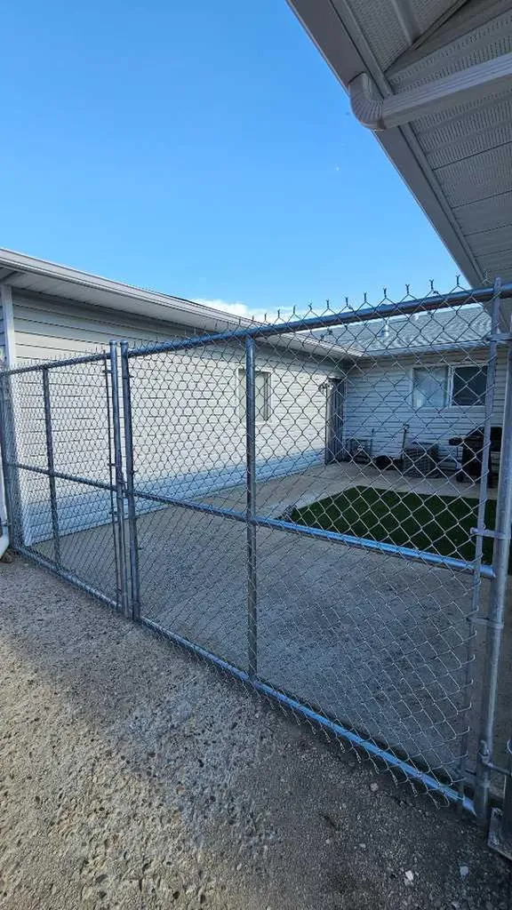 207 Centre Avenue NE Milk River AB T0K 1M0