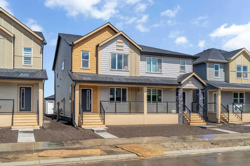 822, 826, 830, 834 Wolf Willow Boulevard SE Calgary AB T2X 5R5
