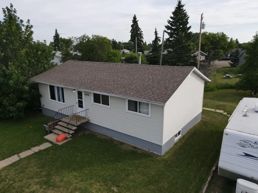 5820 48th Street High Prairie AB T0G 1E0