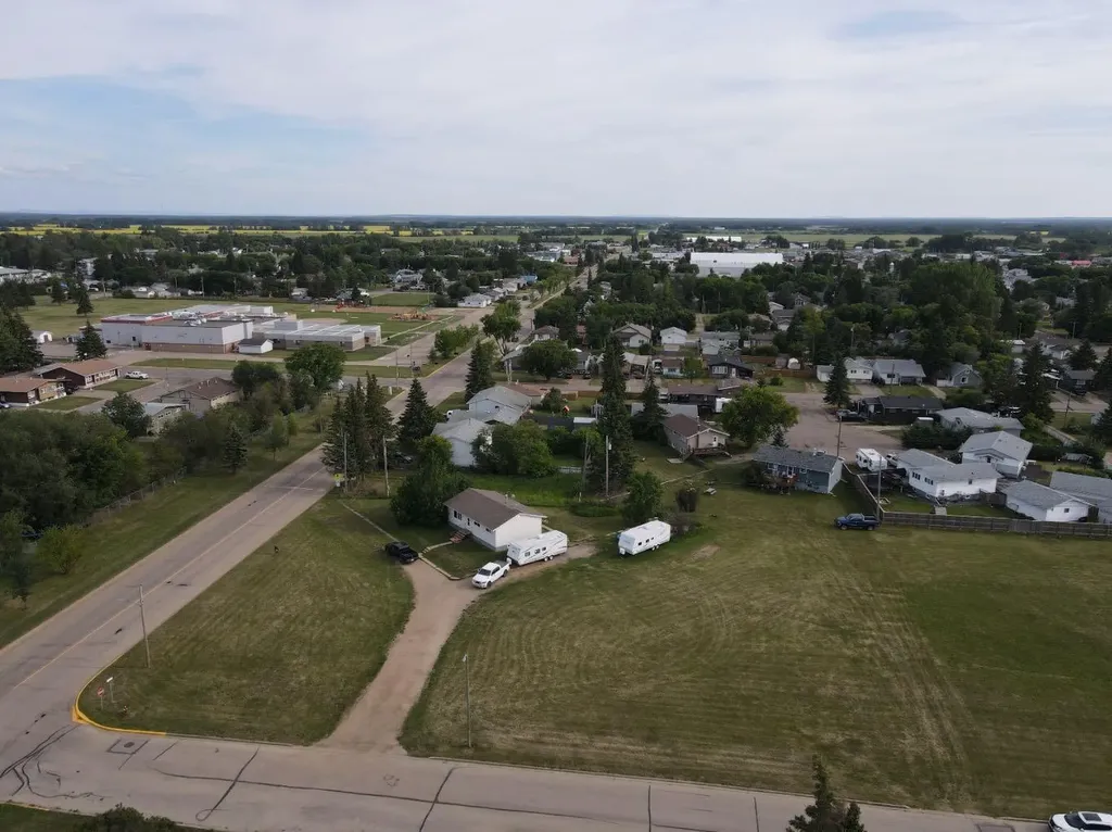 5820 48th Street High Prairie AB T0G 1E0