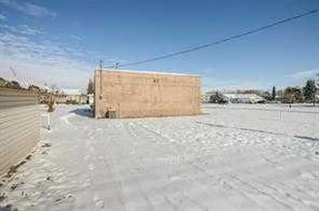 413 3 Avenue N Vauxhall AB T0K 2K0